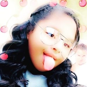 Meet your Posher, Diana